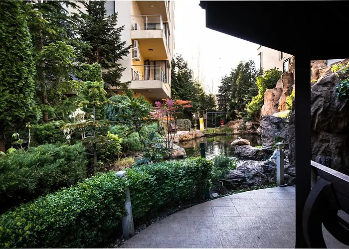 Garden Oasis *